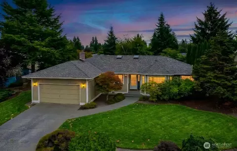 21527 26th Ave W, Brier, WA 98036