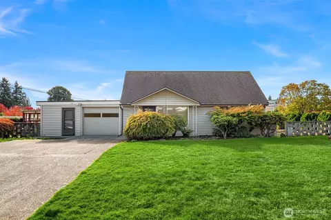 1032 16th St NE, Auburn, WA 98002