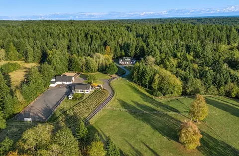13723 E Victor Rd, Gig Harbor, WA 98329