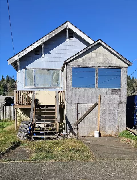 2525 Pacific Ave, Hoquiam, WA 98550
