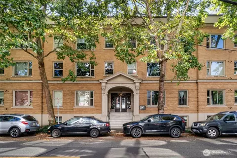 7 Harrison St #26, Seattle, WA 98109