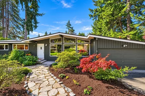 29805 8th Pl S, Federal Way, WA 98003