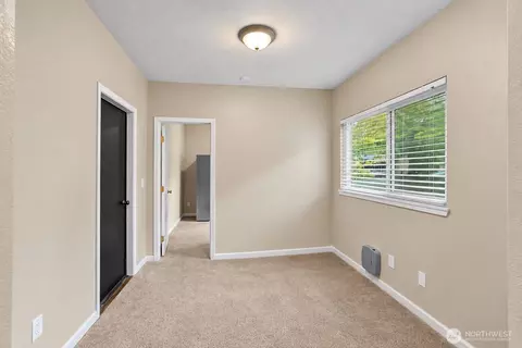 Bedroom - 2114 186th Pl SE, Bothell, WA 98012 photo 1 of 5