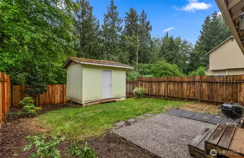 Exterior - 2114 186th Pl SE, Bothell, WA 98012 photo 3 of 4
