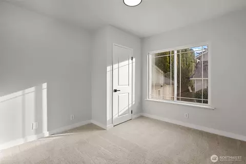 Bedroom - 1803 Harding St, Enumclaw, WA 98022 photo 9 of 14
