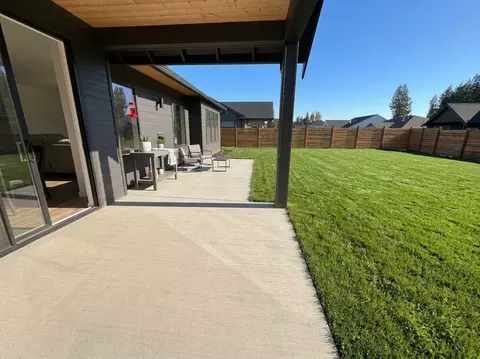Exterior - 721 E 5th St, Nooksack, WA 98276 photo 3 of 5