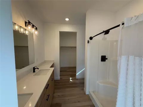Bath - 721 E 5th St, Nooksack, WA 98276 photo 2 of 3
