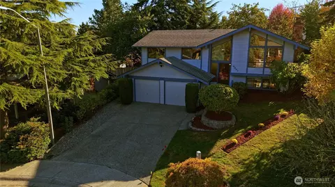 2841 SW 342nd St, Federal Way, WA 98023
