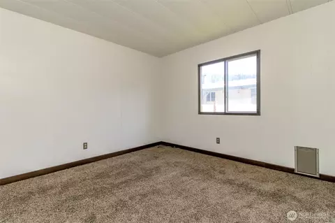 Bedroom - 15218 50th St E #40, Sumner, WA 98390 photo 6 of 6