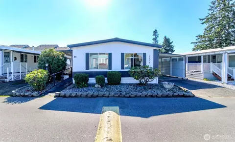 Exterior - 15218 50th St E #40, Sumner, WA 98390 photo 1 of 7