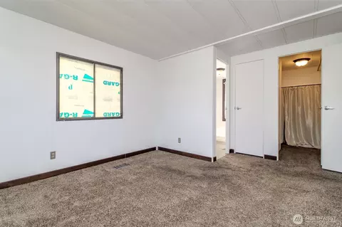 Bedroom - 15218 50th St E #40, Sumner, WA 98390 photo 5 of 6