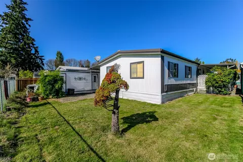 Exterior - 15218 50th St E #40, Sumner, WA 98390 photo 7 of 7