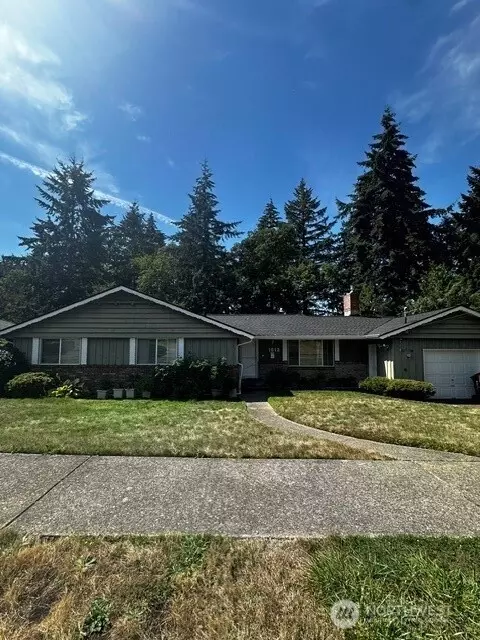 1612 Huson Dr, Tacoma, WA 98405