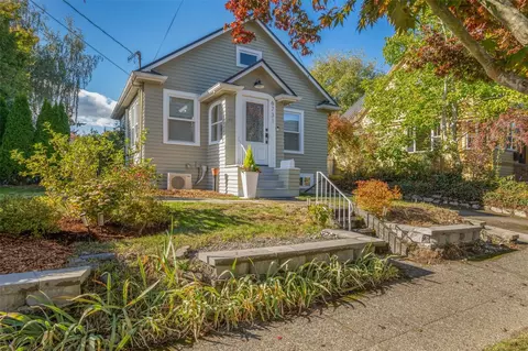 6731 27th Ave NW, Seattle, WA 98117