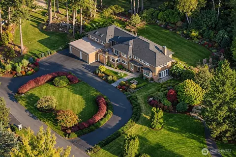 222 Middlefield Rd, Bellingham, WA 98225