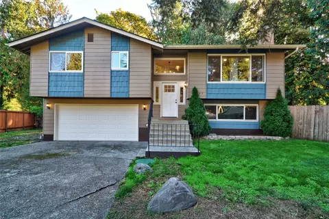 10427 41st Ave NE, Marysville, WA 98271