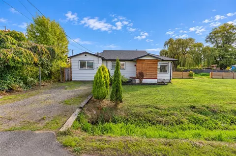 5712 15th St E, Fife, WA 98424