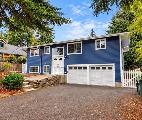 10756 Bartlett Ave NE, Seattle, WA 98125