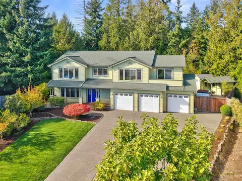 7824 Amethyst Loop NW, Silverdale, WA 98383