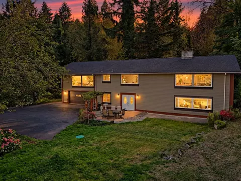 1312 12th St SE, Puyallup, WA 98372