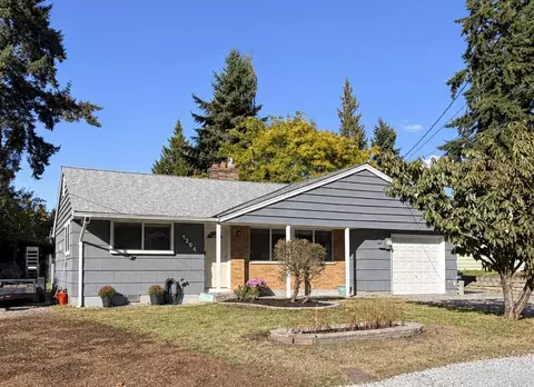 1204 N 172nd St, Shoreline, WA 98133