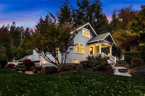 17929 SE May Valley Rd, Renton, WA 98059