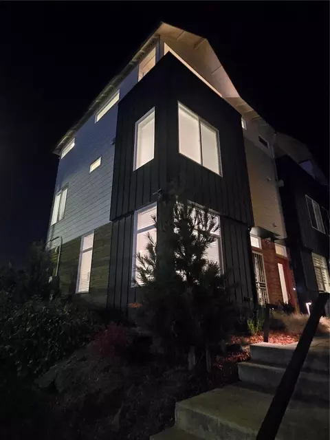 4068 S Myrtle St, Seattle, WA 98118
