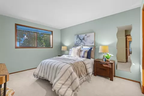 Bedroom - 17315 102nd Ave NE, Bothell, WA 98011 photo 3 of 3