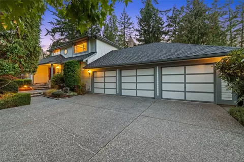 Exterior - 17315 102nd Ave NE, Bothell, WA 98011 photo 8 of 12