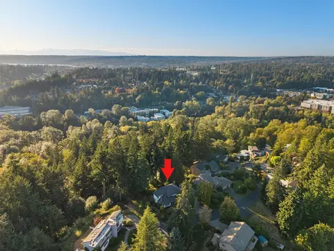 View/Area - 17315 102nd Ave NE, Bothell, WA 98011 photo 1 of 2