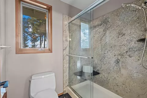 Bath - 17315 102nd Ave NE, Bothell, WA 98011 photo 4 of 4