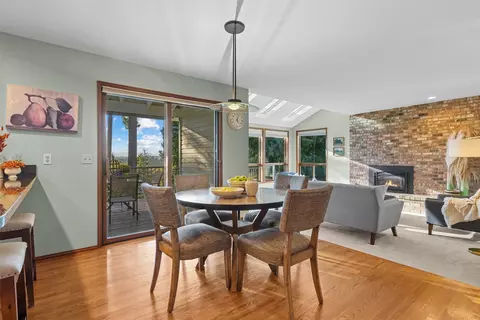 Dining - 17315 102nd Ave NE, Bothell, WA 98011 photo 2 of 2
