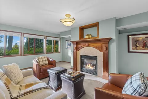 Living - 17315 102nd Ave NE, Bothell, WA 98011 photo 3 of 3