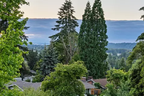 1531 Vista Dr, Puyallup, WA 98372