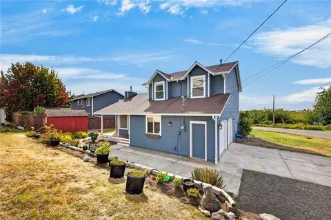 1099 Koenig Ln, Coupeville, WA 98239
