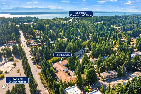 700 N 160th St #A-309, Shoreline, WA 98133