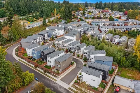 View/Area - 309 207th Pl SE, Bothell, WA 98012 photo 2 of 4