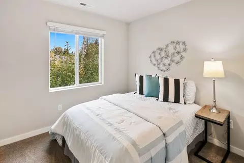Bedroom - 309 207th Pl SE, Bothell, WA 98012 photo 5 of 6