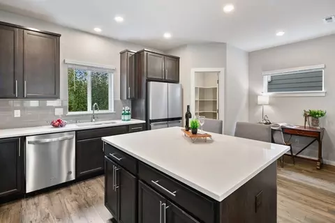 Kitchen - 309 207th Pl SE, Bothell, WA 98012 photo 1 of 3