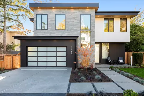 2733 62nd Ave SE, Mercer Island, WA 98040