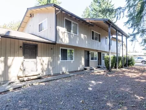 820 NE Riddell Rd, Bremerton, WA 98310