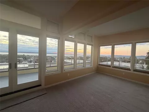 555 Alder St #B10, Edmonds, WA 98020