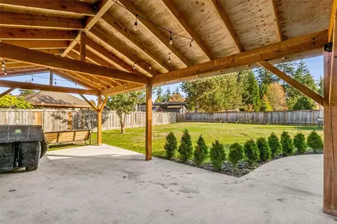 Exterior - 4411 130th St SE, Everett, WA 98208 photo 8 of 11