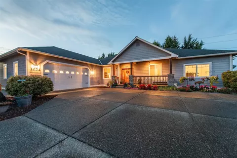 Exterior - 1071 N Lindsay Ln, Sequim, WA 98382 photo 4 of 16
