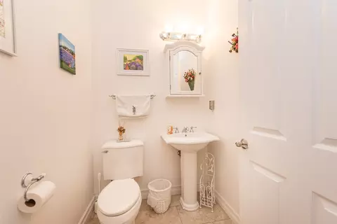 Bath - 1071 N Lindsay Ln, Sequim, WA 98382 photo 1 of 5