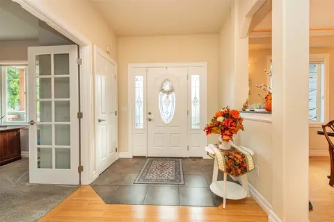 Entry Way - 1071 N Lindsay Ln, Sequim, WA 98382 photo 1 of 3