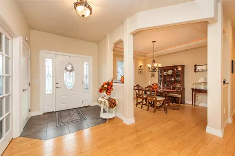 Entry Way - 1071 N Lindsay Ln, Sequim, WA 98382 photo 2 of 3
