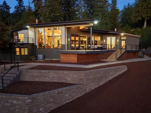 12013 206th Pl SE, Issaquah, WA 98027