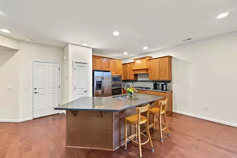 Kitchen - 19527 33rd Dr SE, Bothell, WA 98012 photo 1 of 4