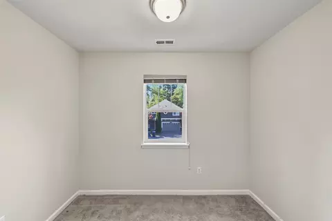 Bedroom - 19527 33rd Dr SE, Bothell, WA 98012 photo 1 of 5